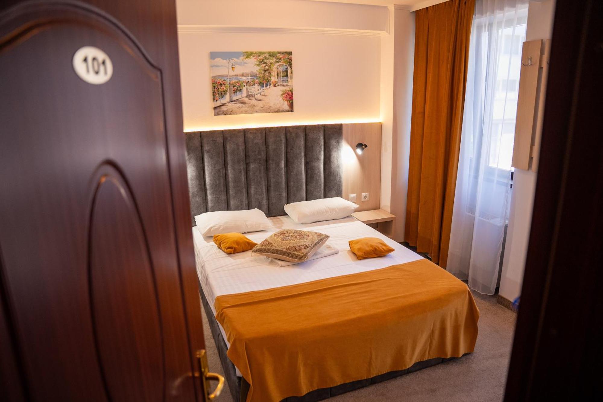 Cantemir 3* Bucarest